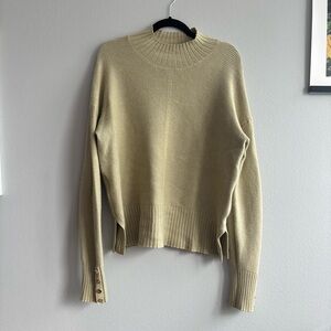 💚Green Turtleneck Sweater